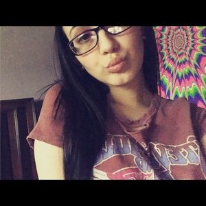 Meet your Posher, Maria